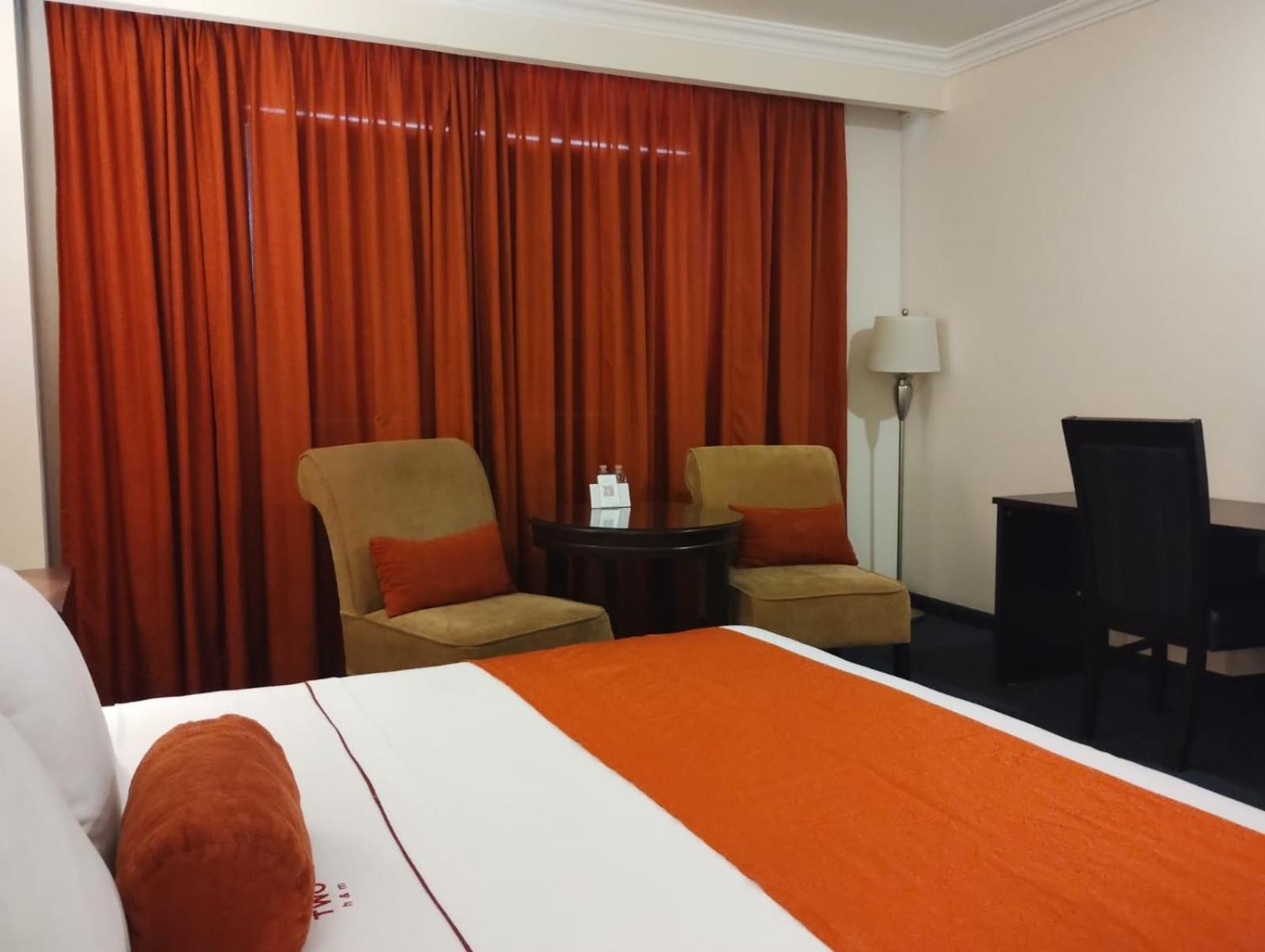 Hotel Two Select Culiacán Екстериор снимка