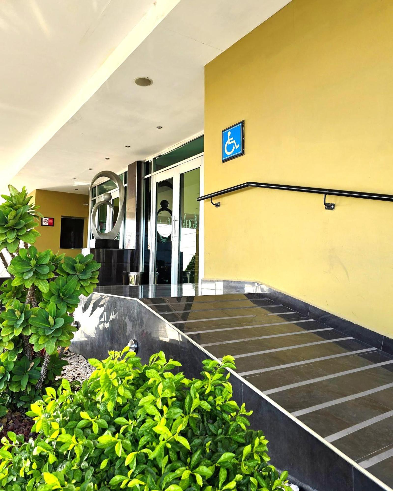 Hotel Two Select Culiacán Екстериор снимка