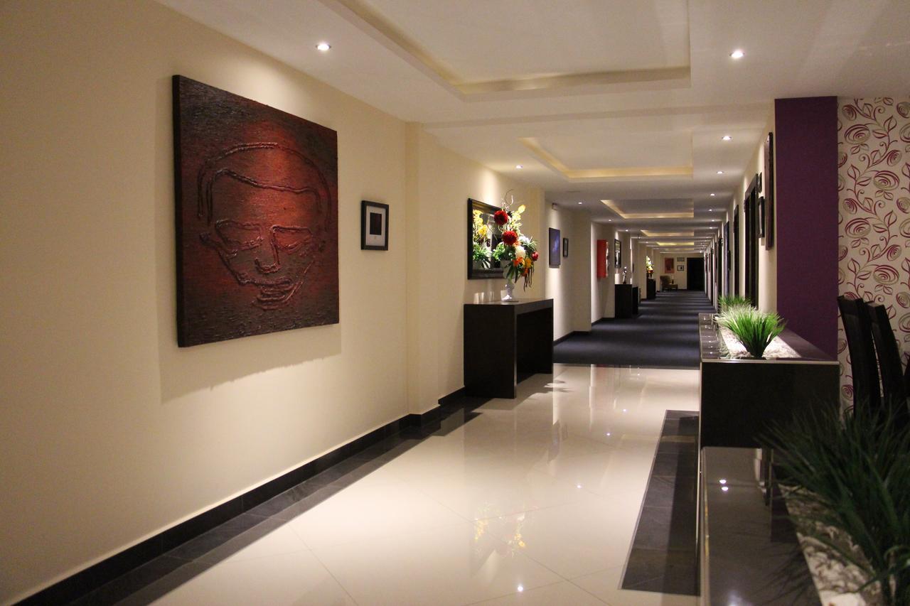Hotel Two Select Culiacán Екстериор снимка