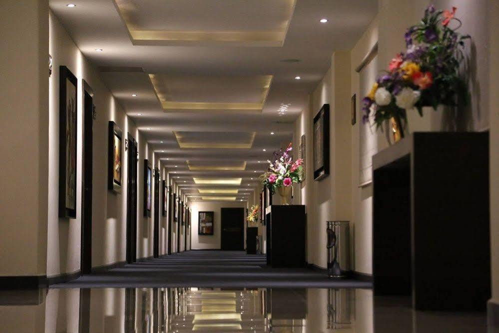 Hotel Two Select Culiacán Екстериор снимка
