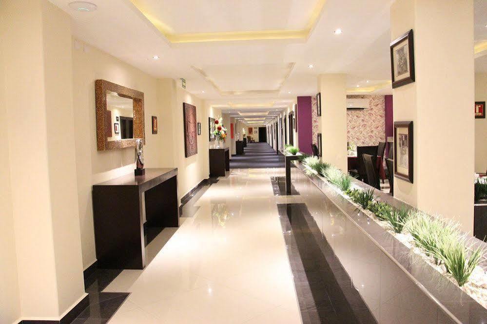 Hotel Two Select Culiacán Екстериор снимка